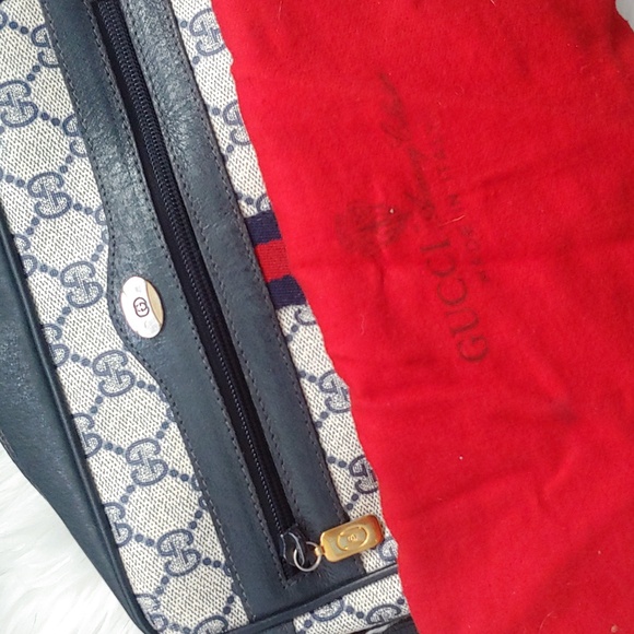 Authentic Vintage Gucci GG Monogram Supreme Sherry Web Ophidia Shoulder Bag - Picture 3 of 11